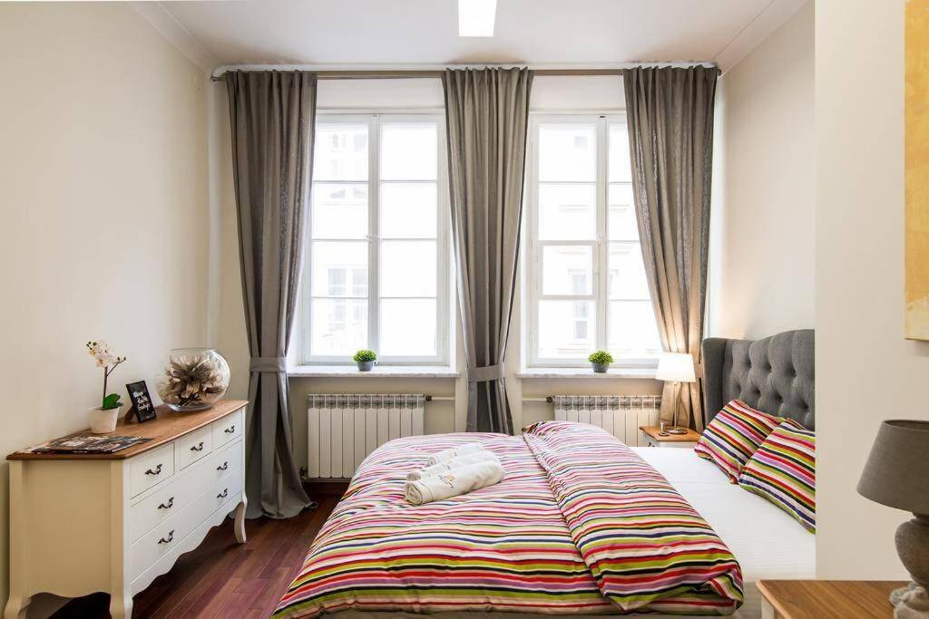 Apartamenty-Mi Happy Warschau Exterior foto