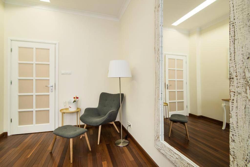 Apartamenty-Mi Happy Warschau Exterior foto